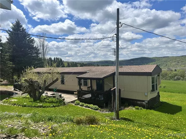 West Valley, NY 14171,5298 Felton Hill RD