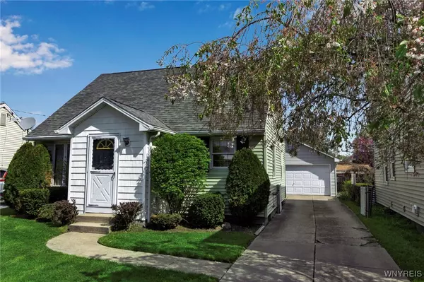 Tonawanda, NY 14223,331 Heath TER