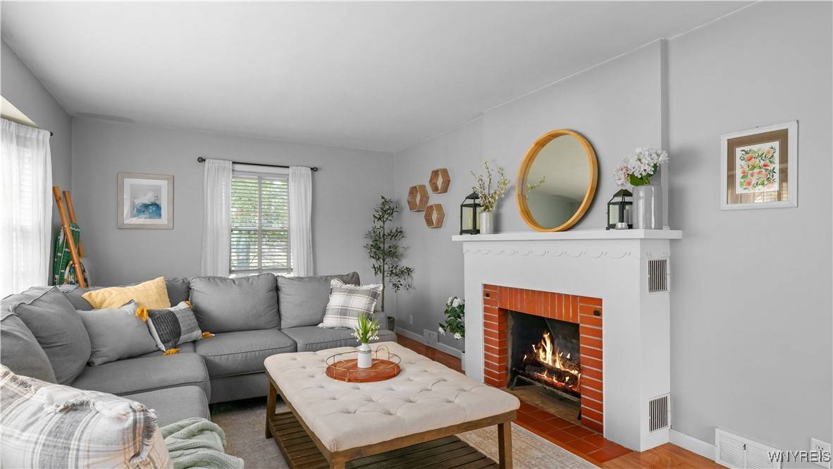 Buffalo, NY 14224,67 Hillcrest DR