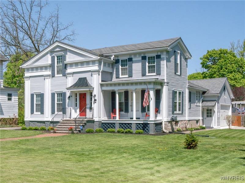 40 College ST, Brockport, NY 14420