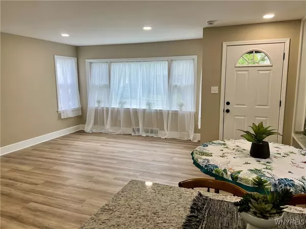 Niagara Falls, NY 14305,1841 Cleveland AVE
