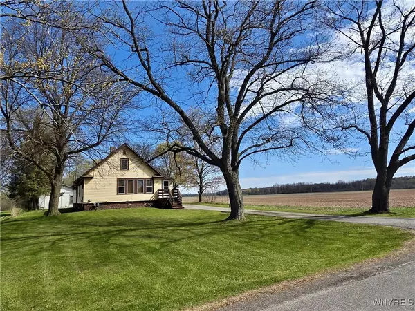 Medina, NY 14103,11343 Slade RD