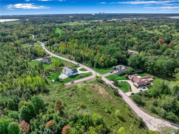 5140 Country Club, Lewiston, NY 14092