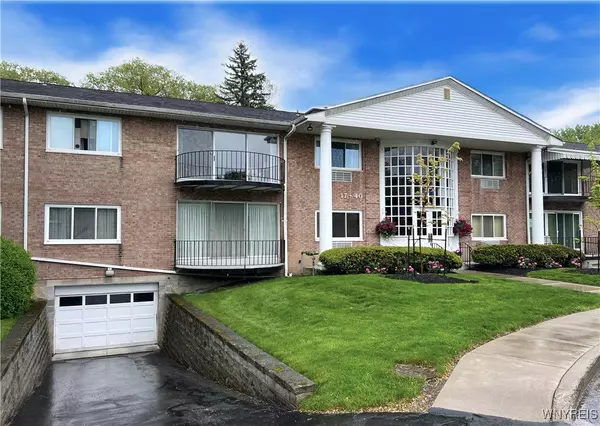Buffalo, NY 14221,36 Park Lane CT