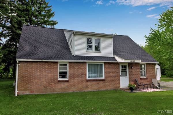 6054 Southwestern BLVD, Hamburg, NY 14075
