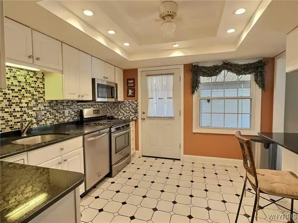 Amherst, NY 14221,150 Hickory Hill RD