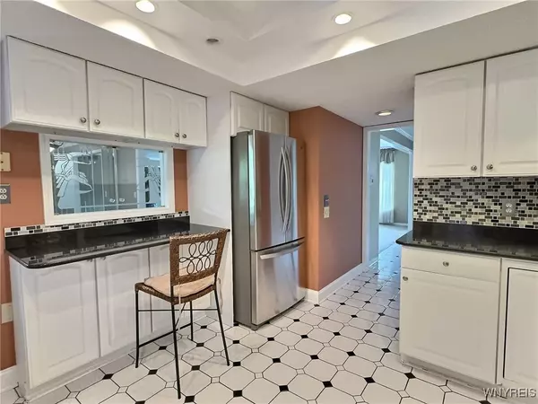 Amherst, NY 14221,150 Hickory Hill RD