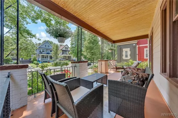 Buffalo, NY 14213,452 Potomac AVE