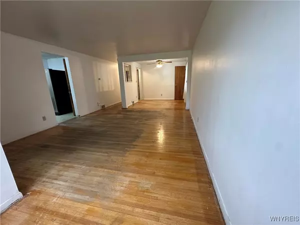 Tonawanda, NY 14150,425 Brighton RD