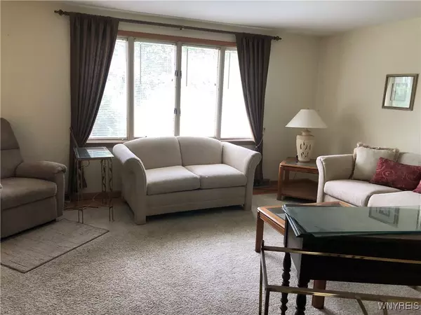 Depew, NY 14043,82 Dorset DR