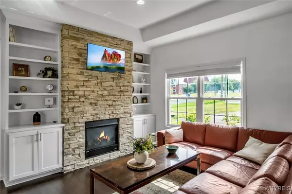 East Aurora, NY 14052,387 Mill RD
