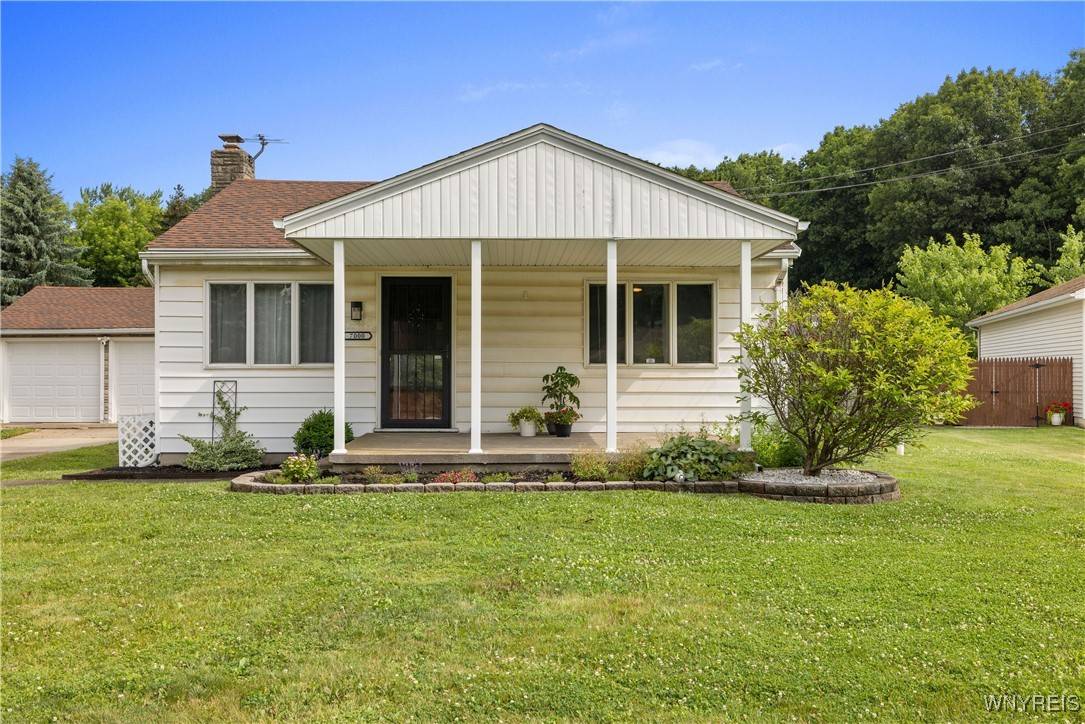 7000 Ralph CT, Niagara Falls, NY 14304