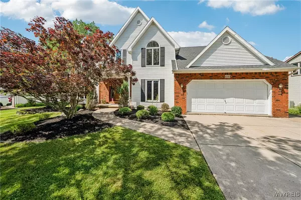 100 Hunt Club CIR, Amherst, NY 14051