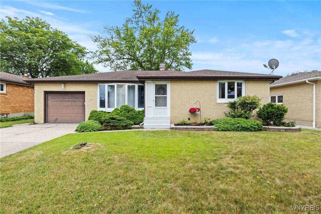 53 Greenway BLVD, Buffalo, NY 14225
