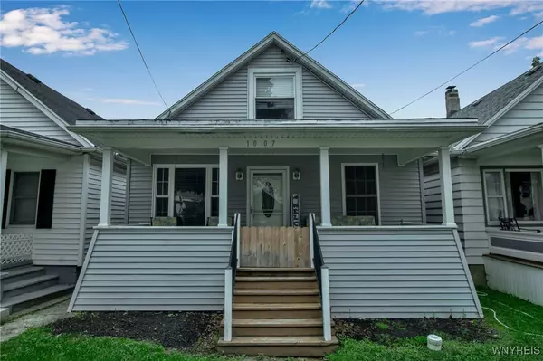 1007 87th ST, Niagara Falls, NY 14304