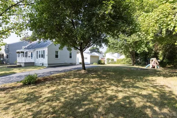 Niagara Falls, NY 14304,258 85th ST