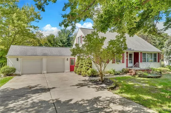 Orchard Park, NY 14127,33 Larned LN