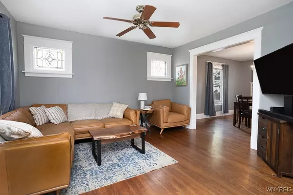 Buffalo, NY 14217,175 W Hazeltine AVE