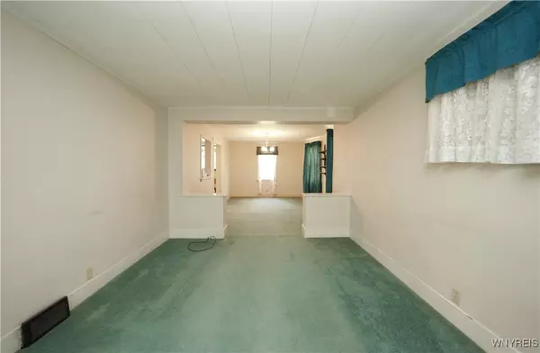 Buffalo, NY 14207,191 Crowley AVE