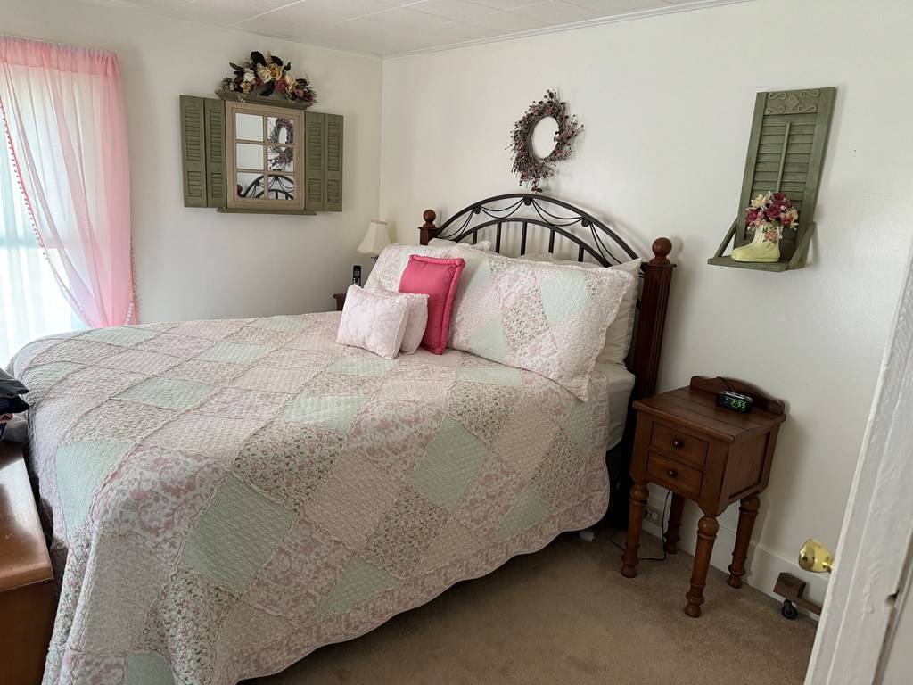 Corning, NY 14830,62 STERLING ST