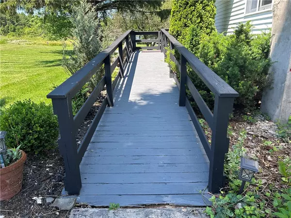 PA 16929,17 Sunrise LN