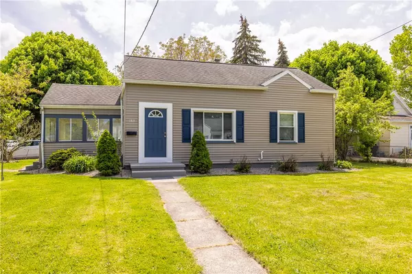 183 Ashwood DR, Rochester, NY 14609
