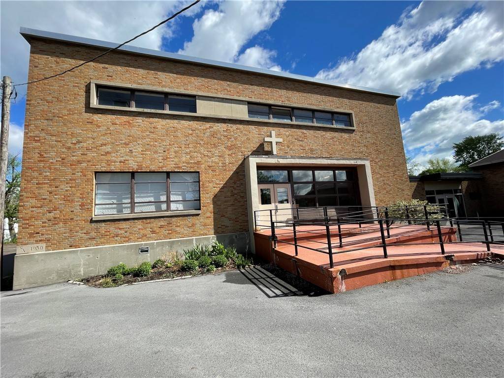 Auburn, NY 13021,89 E Genesee ST