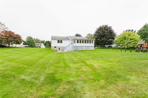 Webster, NY 14580,790 Bishops Ln