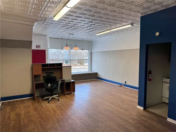 Buffalo, NY 14217,3113 Delaware AVE
