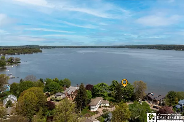 Chautauqua, NY 14722,2 Elm LN