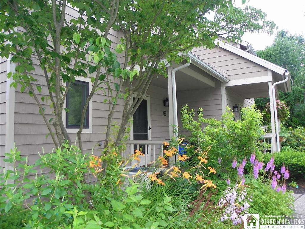 29 Elm LN #2,  Chautauqua,  NY 14722