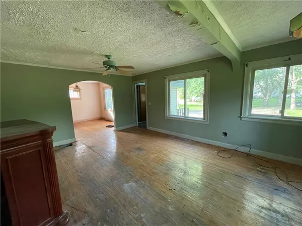 Webster, NY 14580,1006 Five Mile Line RD