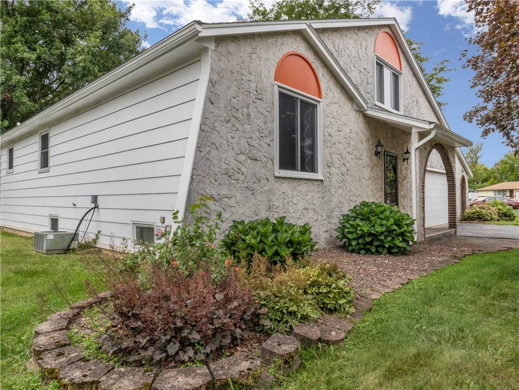 238 Gina Way, Brockport, NY 14420
