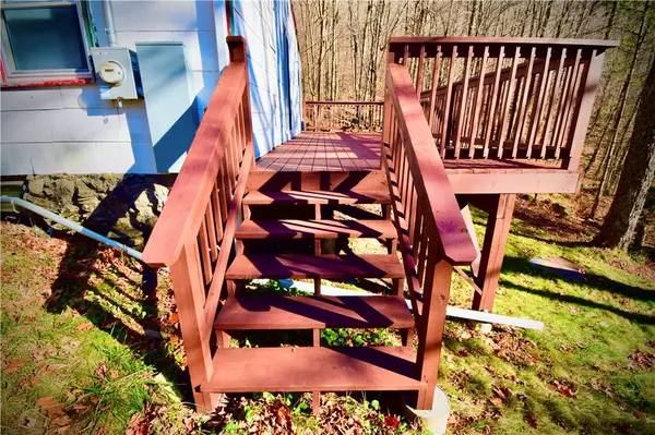 Andes, NY 13731,339 Mountain Lake RD