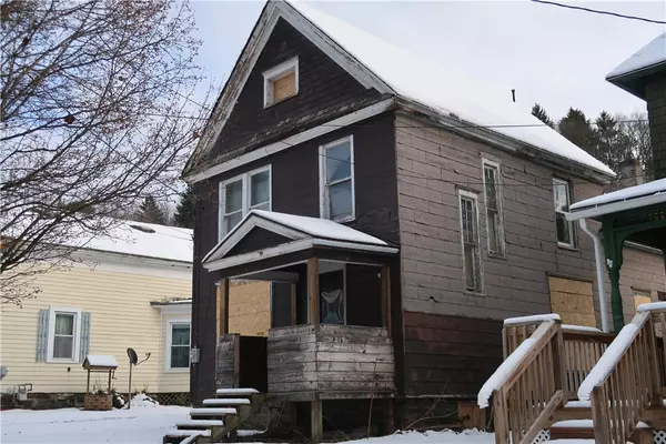 Oxford, NY 13830,36 Albany ST