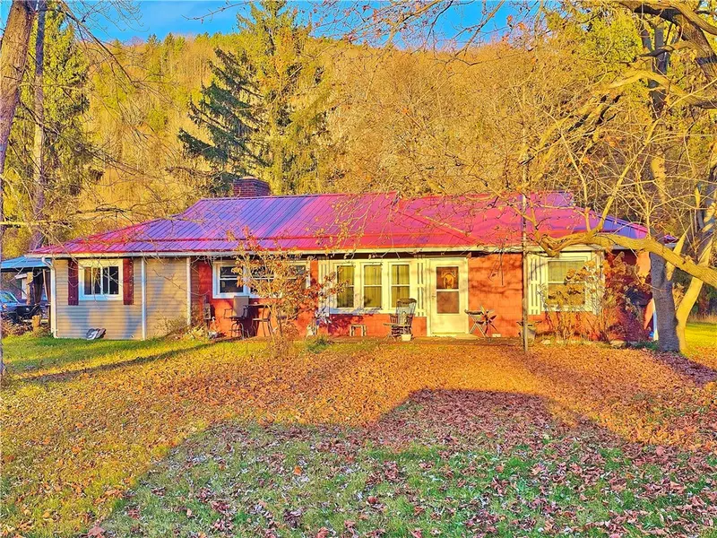 57 N Main ST, Avoca, NY 14809