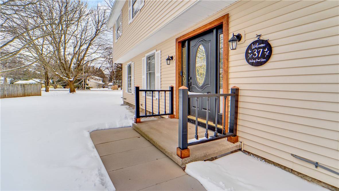 Penfield, NY 14526,37 Hickory Pond DR