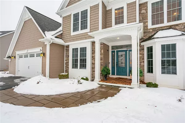 Penfield, NY 14526,26 Crowne Pointe DR