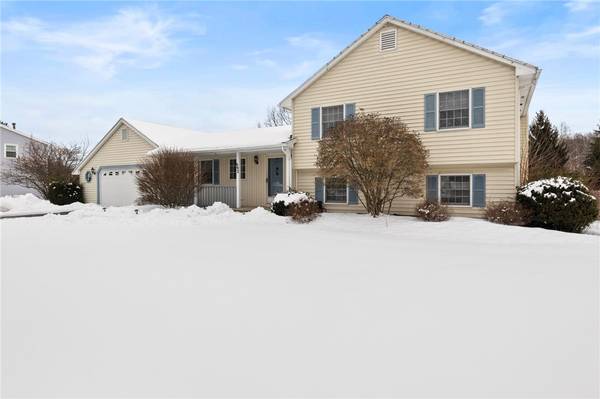 Webster, NY 14580,692 Dewitt RD