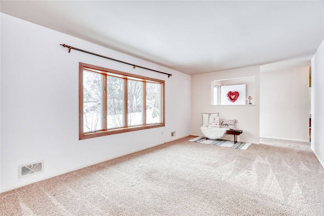 Rochester, NY 14623,146 Lysander DR