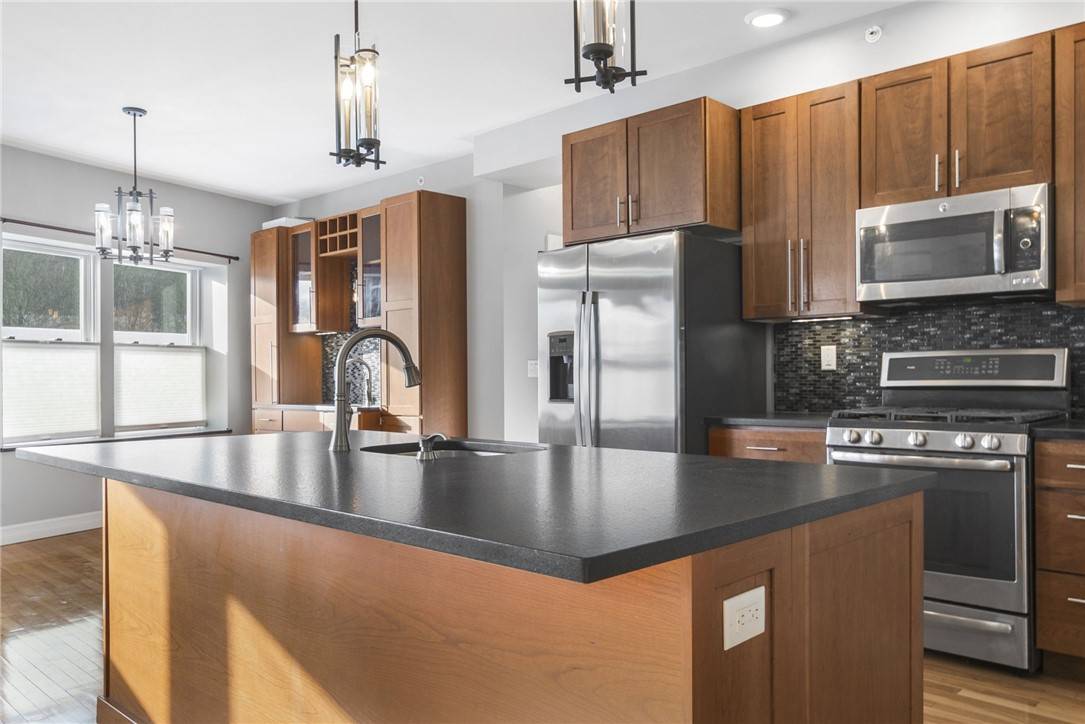 Ithaca, NY 14850,206 Taughannock BLVD #202