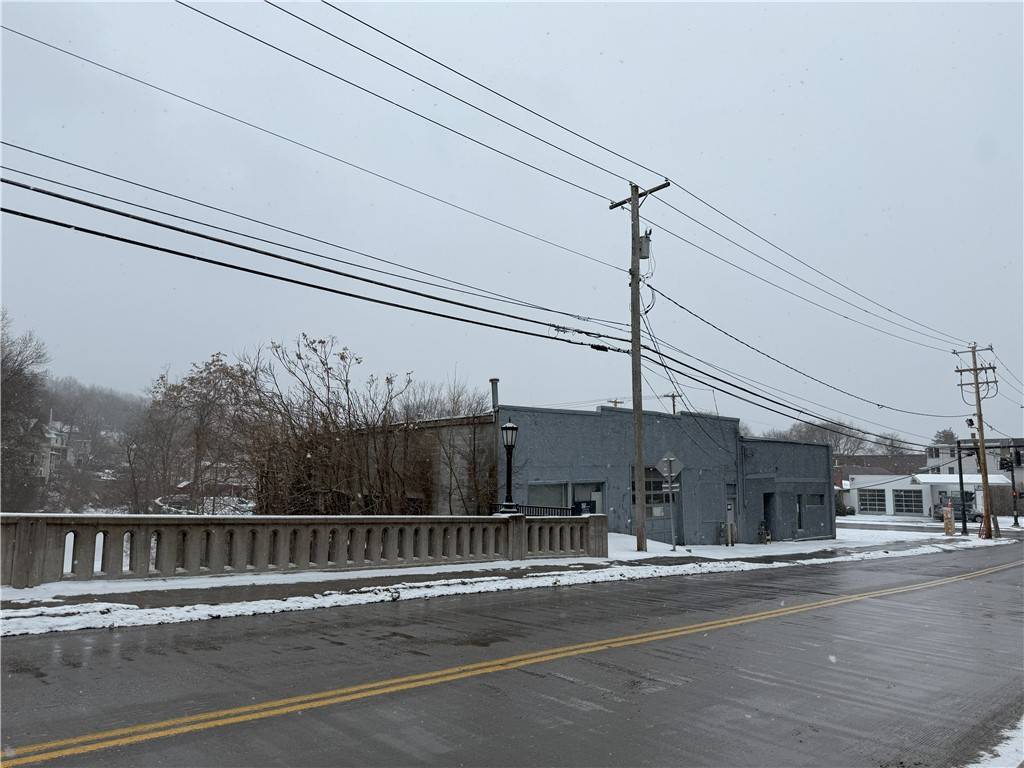 Ithaca, NY 14850,105, 107, 109 E Clinton ST