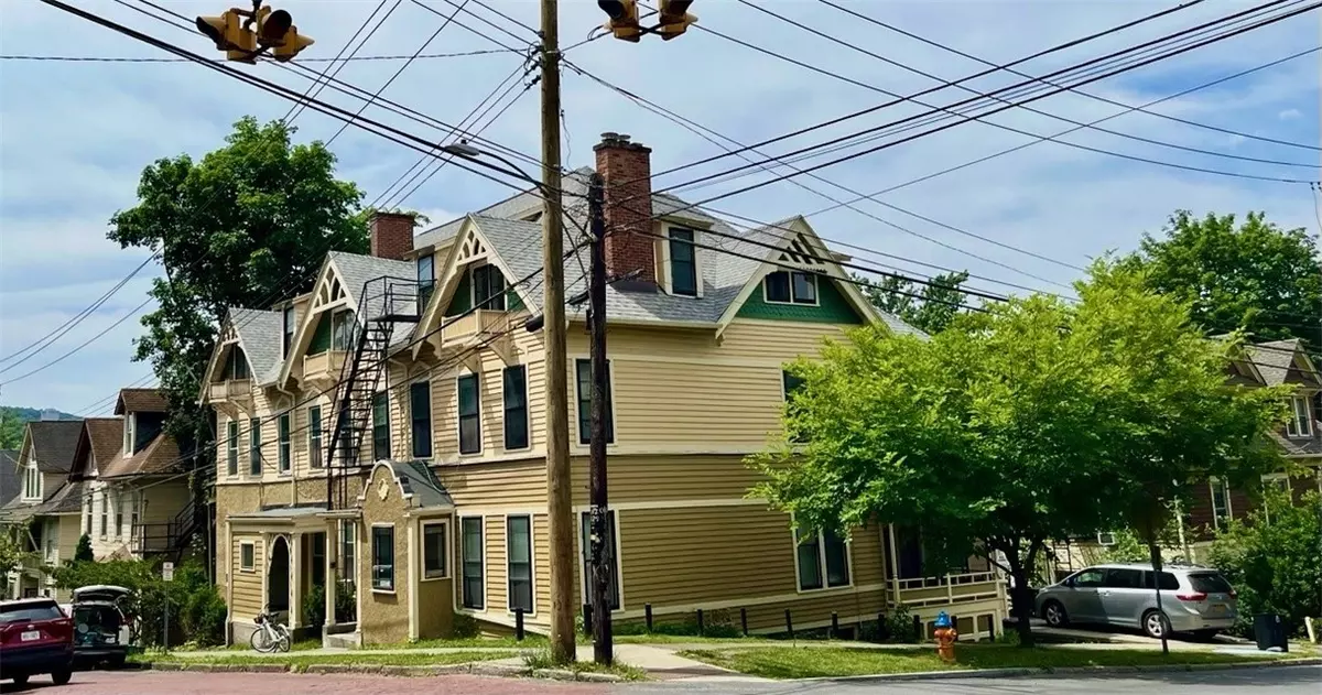 Ithaca, NY 14850,214 Stewart AVE