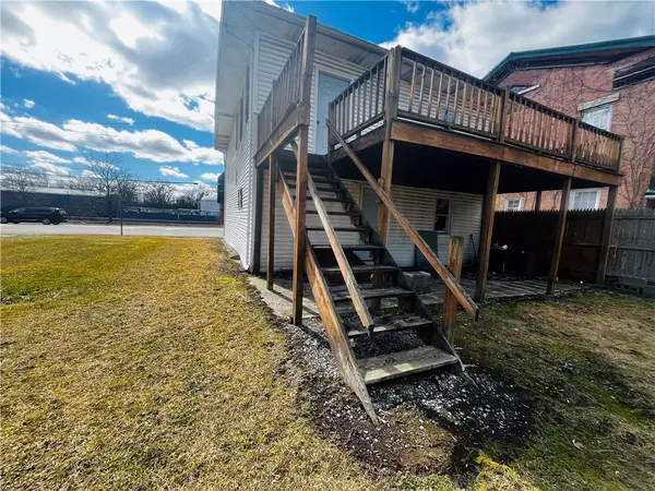 Waterloo, NY 13165,231 E Main ST