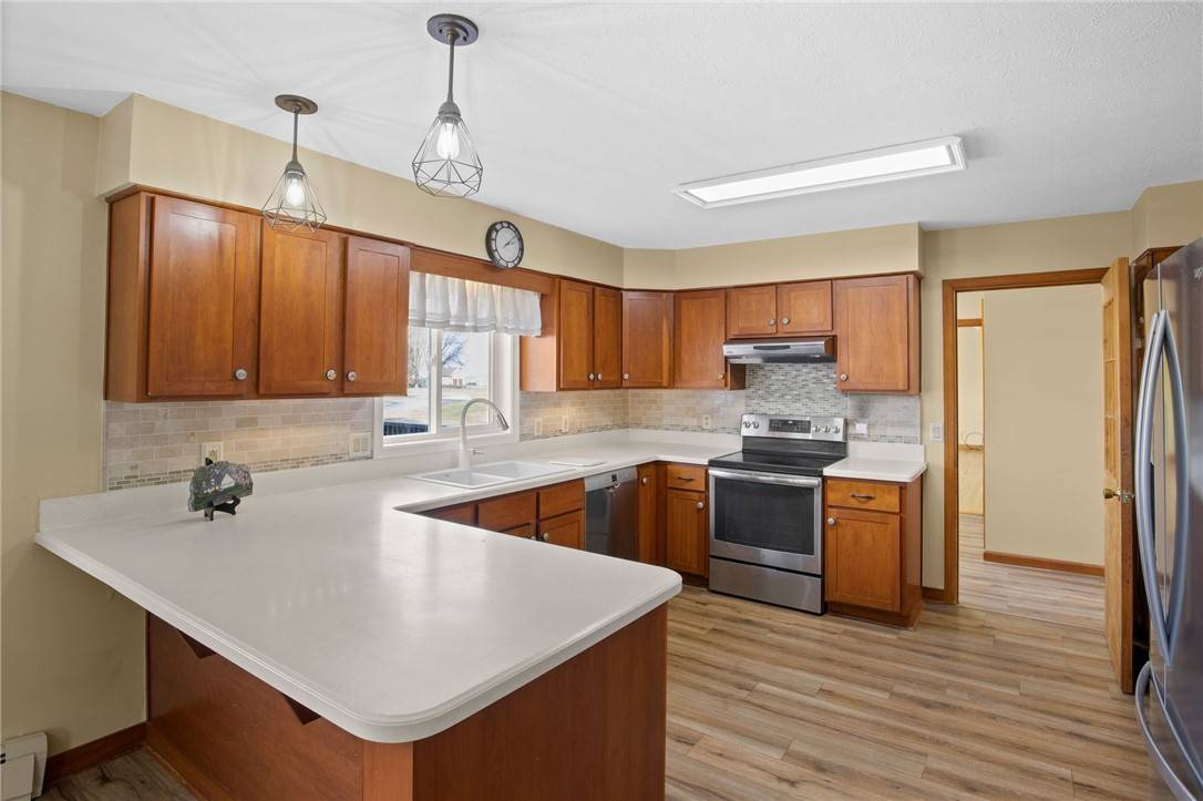 Williamson, NY 14589,3425 Lake RD