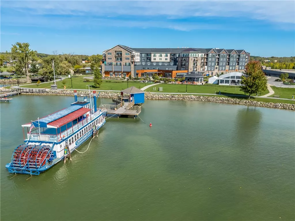 Canandaigua, NY 14424,205 Lakeshore Drive #419