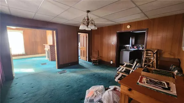 Union Springs, NY 13160,11 Park ST