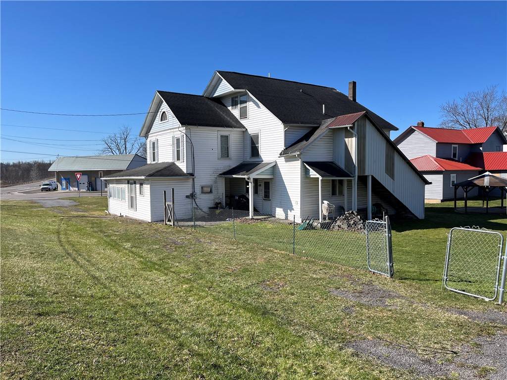 Savannah, NY 13146,13217 E Church ST