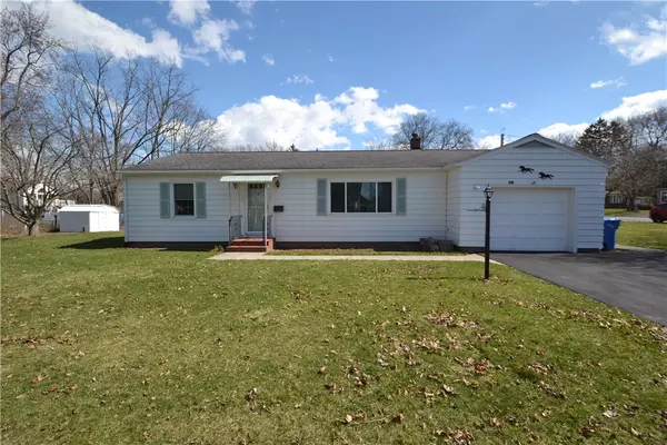 260 Birdsall Pkwy, Palmyra, NY 14522