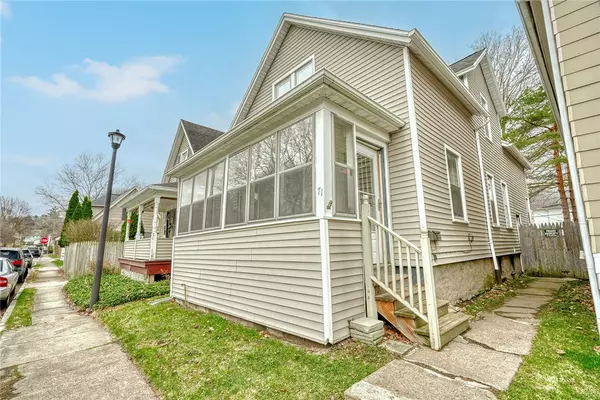 71 Seager St ST, Rochester, NY 14620